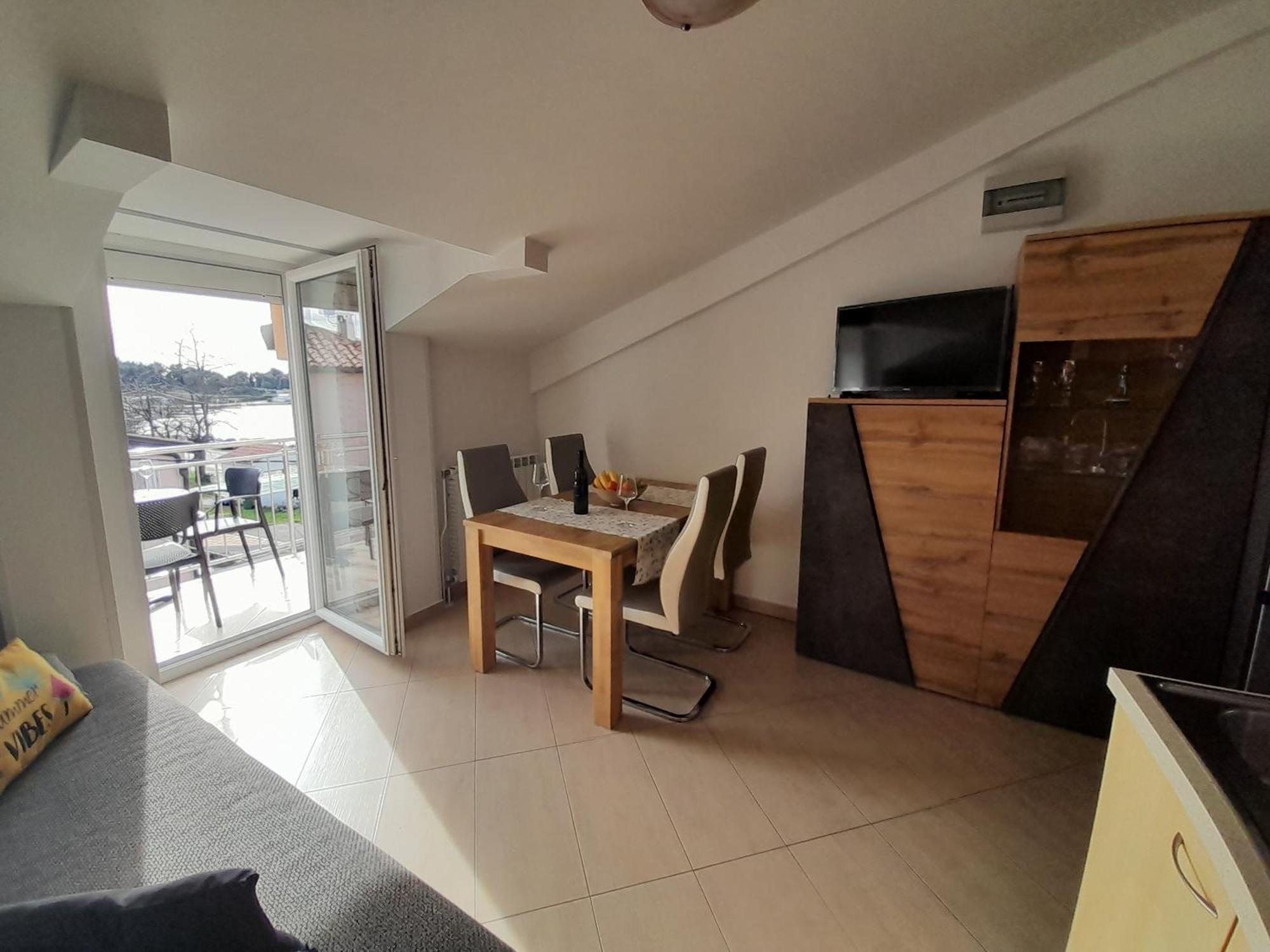 Apartman Voch Zambratija  Ngoại thất bức ảnh